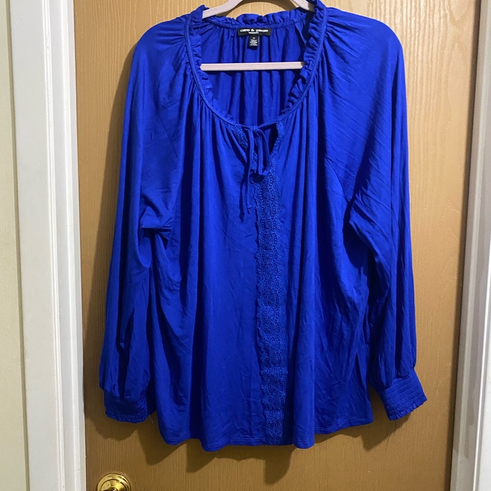 NWOT Cable and Gauge l/s embroidered top, 3X